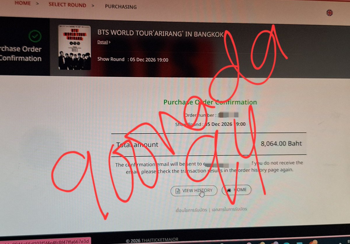 900nada_94's tweet photo. 1x VIP ✅️
1x floorseat ✅️

To my 1st non-official customer 😆 @FoxdungeeFondue , @sssmolbeann 

ENJOYYYY!! 🥳🥳🥳🥳✨️✨️✨️

((Ss for vip tu buruk gila sebab shaking teruk, otak blank, pastu dah tertekan home 🤣))

#BTSinBKK https://t.co/KbXXw8IL0f