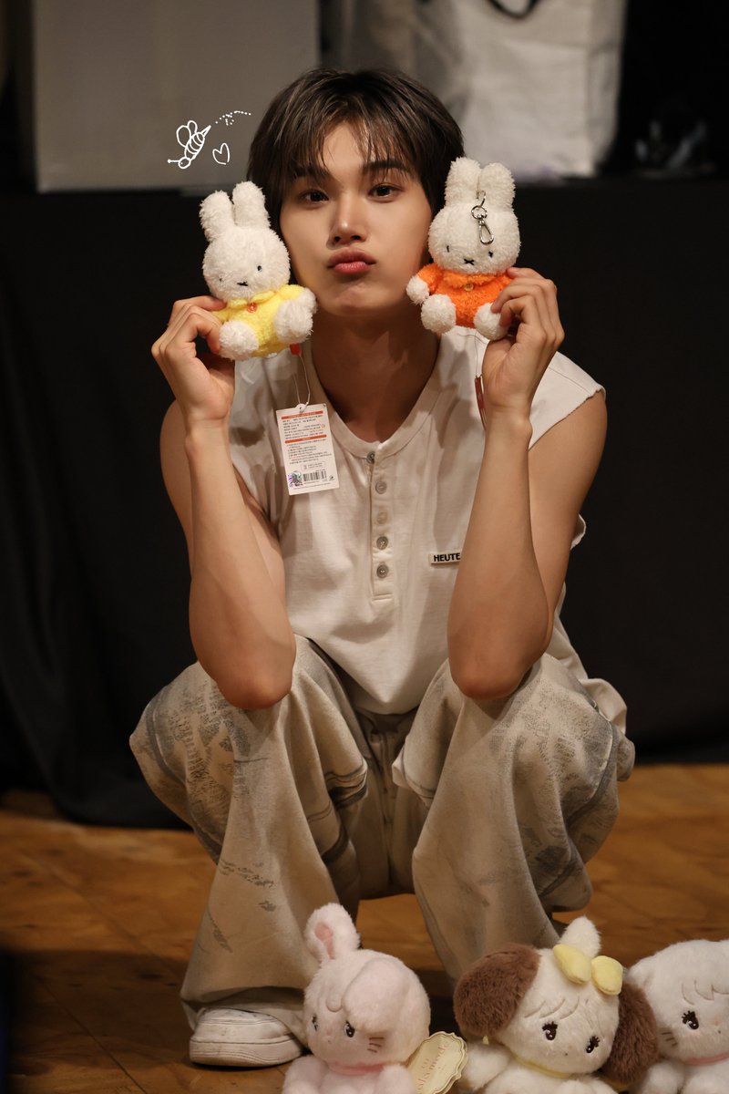 beenblue_'s tweet photo. 260607 부산 팬싸 #박한빈 #PARKHANBIN https://t.co/mzOLMHX7Ly
