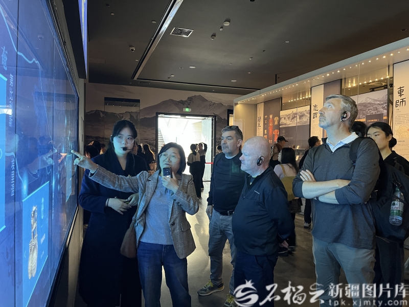 Talkwith_Alex's tweet photo. Northern Ireland media delegation visited Xinjiang (May 24–27), touring Urumqi and Changji cultural, agricultural and tech sites. They called the trip inspiring and eye-opening, highlighting local development and future exchange potential. #Xinjiang #CulturalExchange #MediaVisit https://t.co/svgVWzUyen