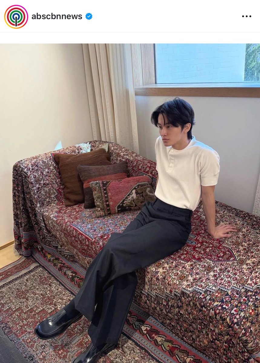 faiakacotton's tweet photo. แอคข่าวจากฟิลิปปินส์มาลงสองแอคเลยล่ะ แอคใหญ่ยอดฟอล2ล้านกันทั้งนั้น ตอนนี้คุณมาร์คขยับตัวทำอะไรสื่อต่างชาติให้ความสนใจกันมาก https://t.co/8urwiALRH0