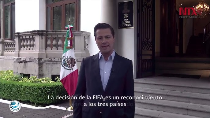 PFifiona's tweet photo. Peña Nieto anunciando en 2018 la obtención de México de la sede del Mundial 2026, con el único objetivo de desestabilizar al gobierno de Claudia Sheinbaum 8 años después... https://t.co/q5KOkj6TNI