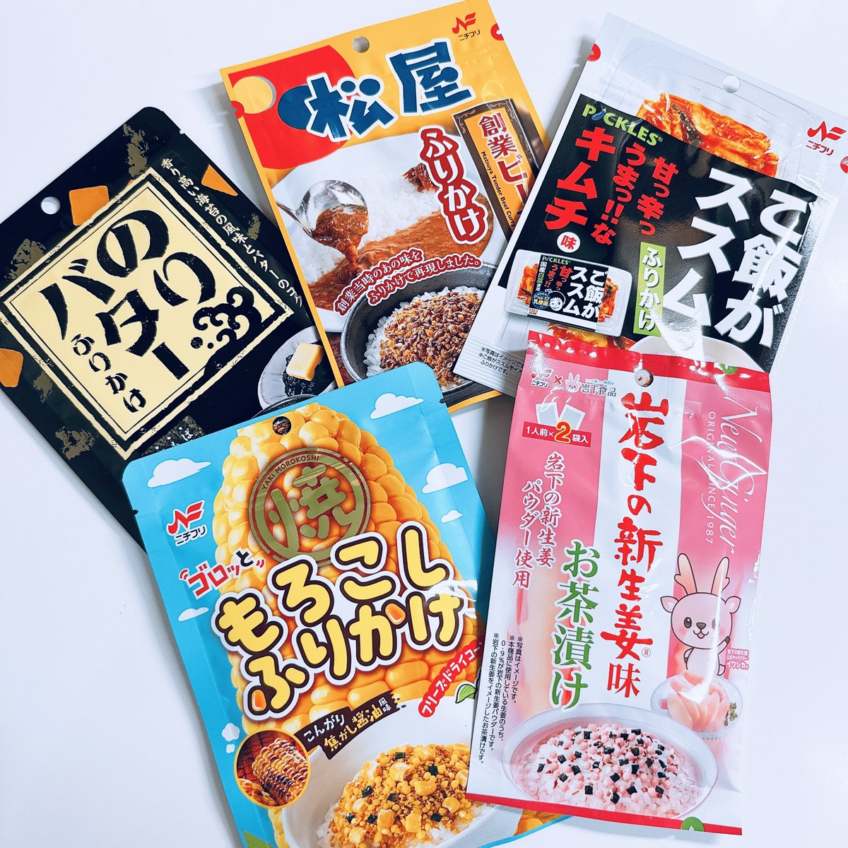 yuyuntann's tweet photo. みたけ食品【公式】様(@mitakeshokuhin )
ニチフリ食品【公式】様(@nichifuri_jp )より🕊𓂃𓈒𓏸︎︎︎︎

コラボキャンペーンに当選
ふりかけ5種＋白玉餅セット
をいただきました🤍´-

まだ食べたことがないふりかけや
お鍋にも使える便利な白玉餅セットで
お弁当や毎日のごはんに
大活躍しそうなものばかり🍱💕

家族みんなで楽しみながら味わおうと思います✨️

知らない商品を知る機会を
ありがとうございました⸜❤️⸝