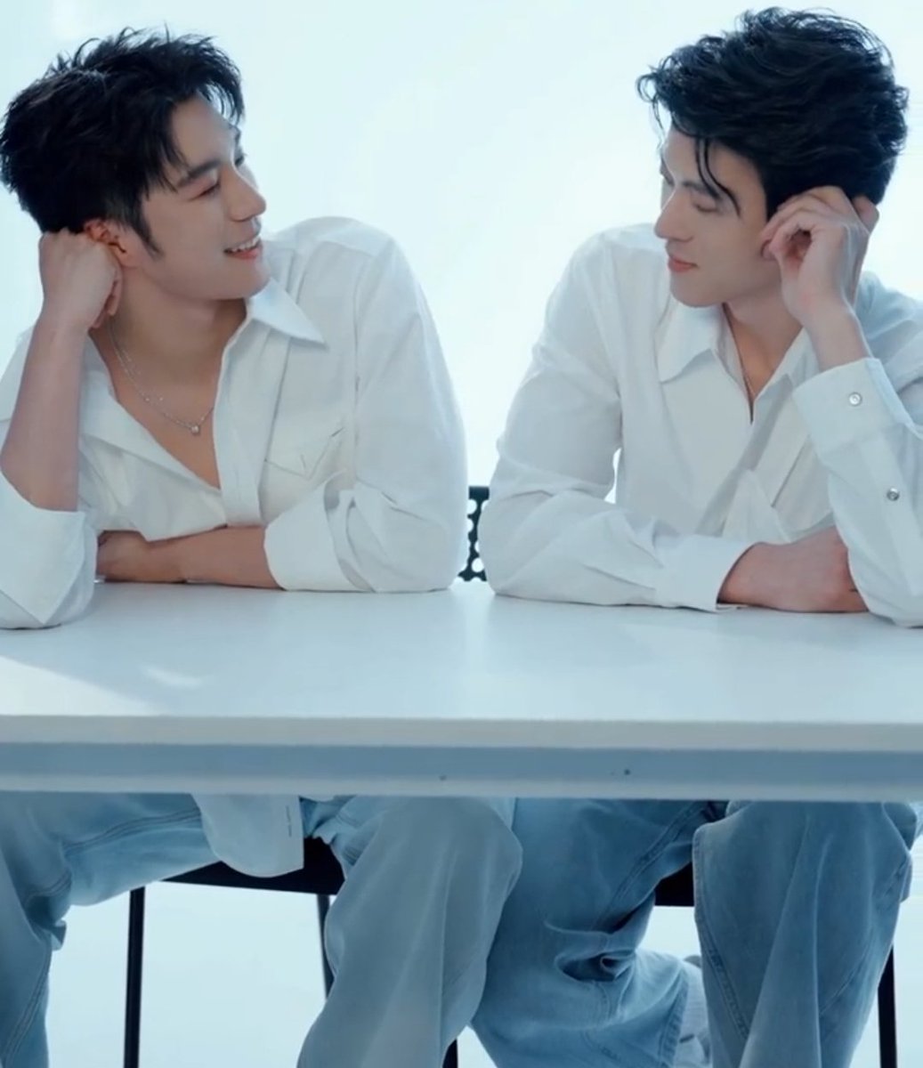 moonicsnp's tweet photo. Focus, sir. Focus~

#XingZhangLi  #XiuBo #MattewHan #ZhangMingBo https://t.co/kqZadkwnXm