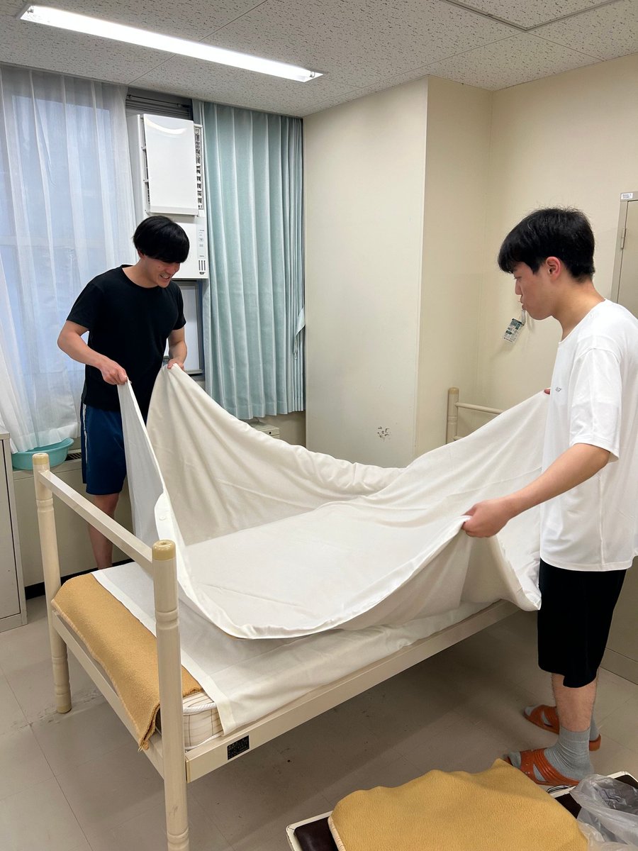 chushiDB_koho's tweet photo. 新規採用者の現地研修を実施しました！①

江田島市の ＃海上自衛隊第１術科学校 で１泊２日の体験入隊を行いました。
施設見学に加え、部隊の生活を実際に体感することで、部隊の活動、現場で働く自衛官への理解を深める貴重な経験となりました。 https://t.co/91tu2UJ6tc