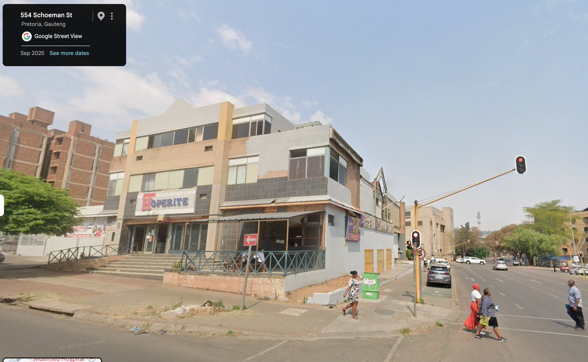 CosmicCrackler's tweet photo. Allegedly, there are lots of illegal immigrants here. The Department of Home Affairs must come and do a search here. There are lots of illegals here from Zimbabwe! In Sunnyside, at 554 Schoeman St. https://t.co/ePUhO5yOCy