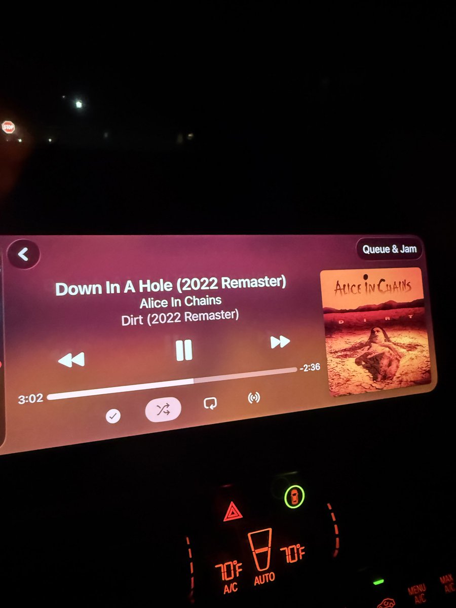 PTunder69's tweet photo. #fuck yeah I love Alice In Chains https://t.co/AL65WcTvzI