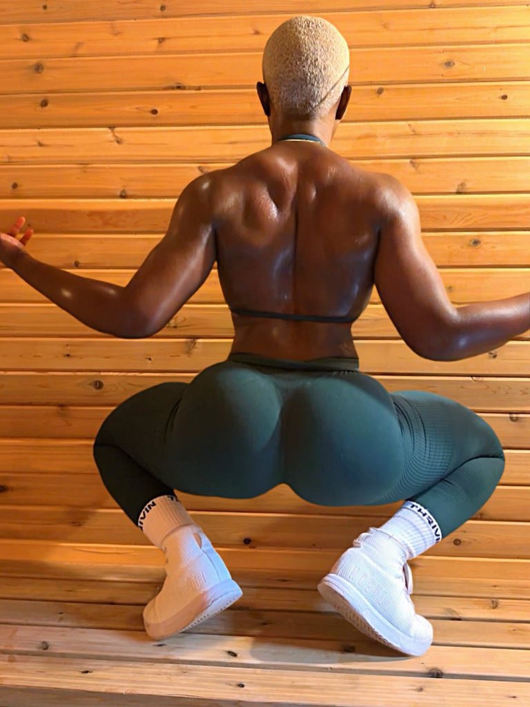 viccetti's tweet photo. Smash or Pass ?? https://t.co/9zXKESe9Xu