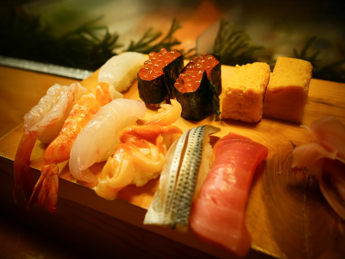 SEEINGPHOTOS's tweet photo. 刺身盛り合わせ
ホタルイカの塩辛
海鮮サラダ
おまかせ握り
#飯テロ
Lumix GX7mk3
Panasonic LEICA 15mm F1.7 https://t.co/noVm8fNQLR