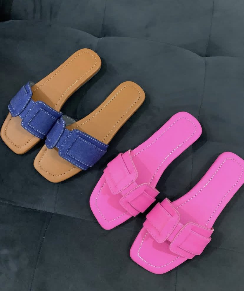 DeUniqueFooties's tweet photo. There’s something about beautiful Footwears.
It attracts. It stands out. It brings life🔥🔥

But you can’t relate coz you are used to wearing bulk made designs that cannot even survive rainy season😂

Dee Unique Footwear is here for you

F1: 10k
2: 22k
3: 16k

Nationwide delivery https://t.co/XScYQASBru