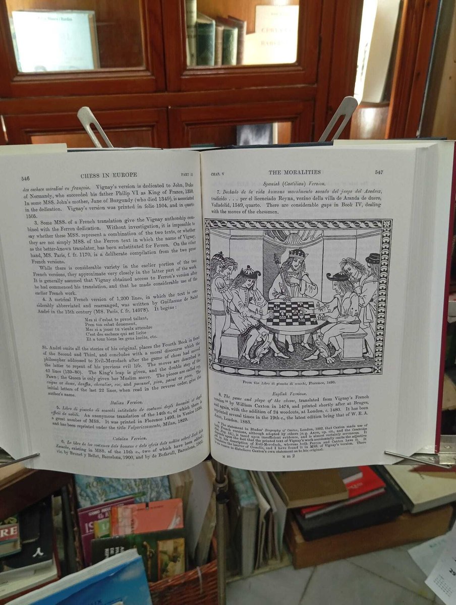 LlibreDelPalau's tweet photo. A history of chess. (L’autor fou un matemàtic, professor, historiador dels escacs i la primera persona a publicar la teoria que els escacs es varen originar a l’Índia) #llibredeldia #librodeldia #livredujour #bookofthed #societat #llibre #libros #books #llibresegonamà https://t.co/1zRNjZCXU9