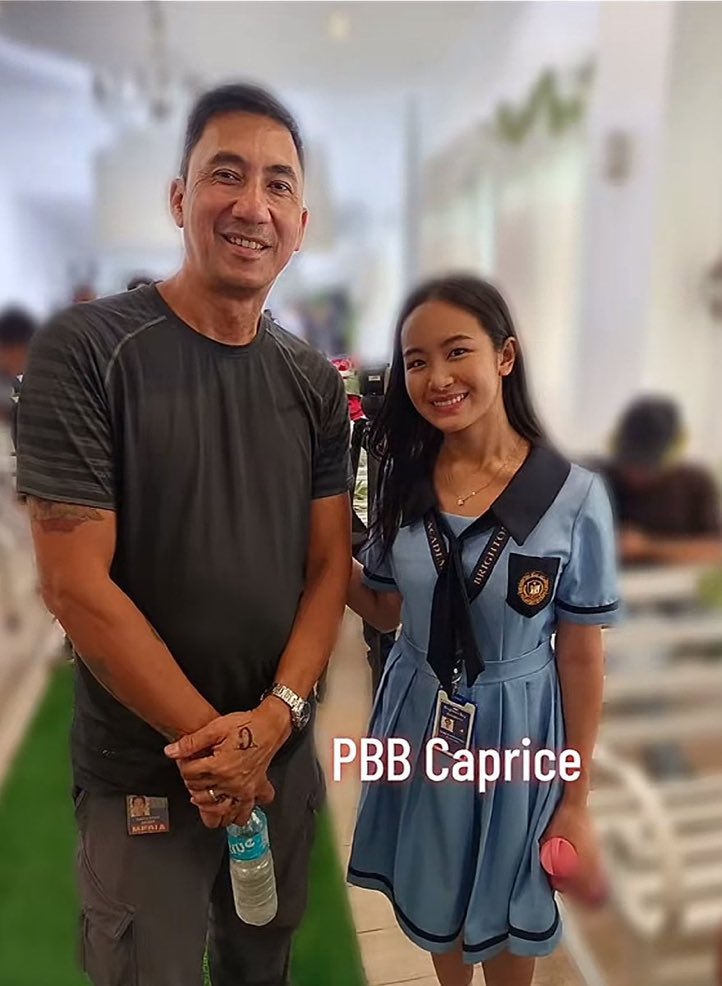 capofriceee's tweet photo. apakacute ng school uniform ni caprice sa #YMFS #CapriceCayetano https://t.co/SRk1wR9o2S