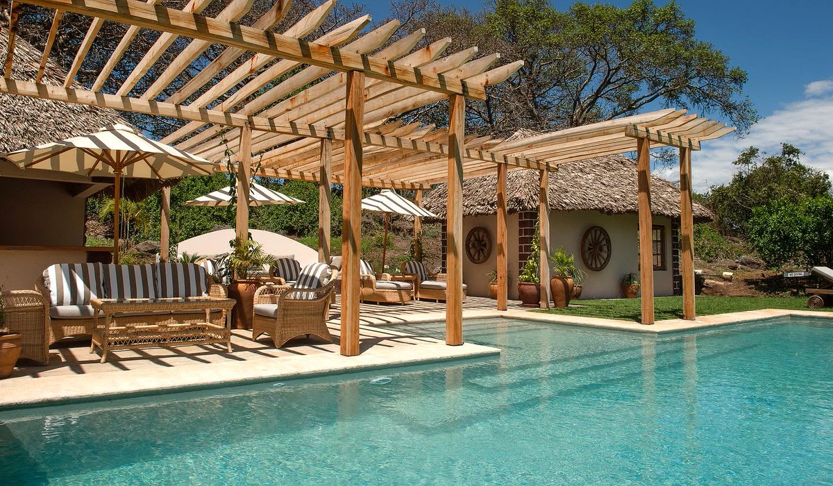 trippygotours's tweet photo. A charming getaway spot in Naivasha!🌟

📍Loldia House.

2 DAYS &amp; 1 NIGHT 
■ Kshs 31,460 Per Person Sharing

INCLUSIONS
• 01 night stay
• Meals on full board
• Day &amp; night game drives
• Ranch-based activities

Conservancy fees Excluded

 Call 0700828200 https://t.co/TmCBXODt9r