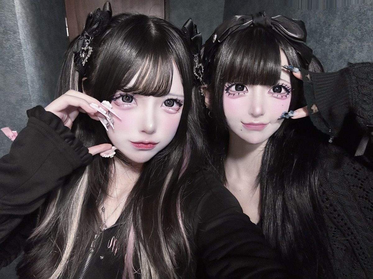 ユミ　2セット♡ 19 Post by ミゆ on X: 黒髪だった時2