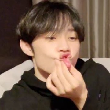 present_boyyy's tweet photo. 여전히 동그란 선우를 사랑해모임 .. https://t.co/uydOVH1Pgb