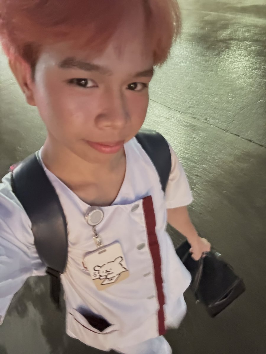 itsme_kensuke's tweet photo. I miss wearing my uni ahh (might delete this later) https://t.co/x4bAVXr1VI