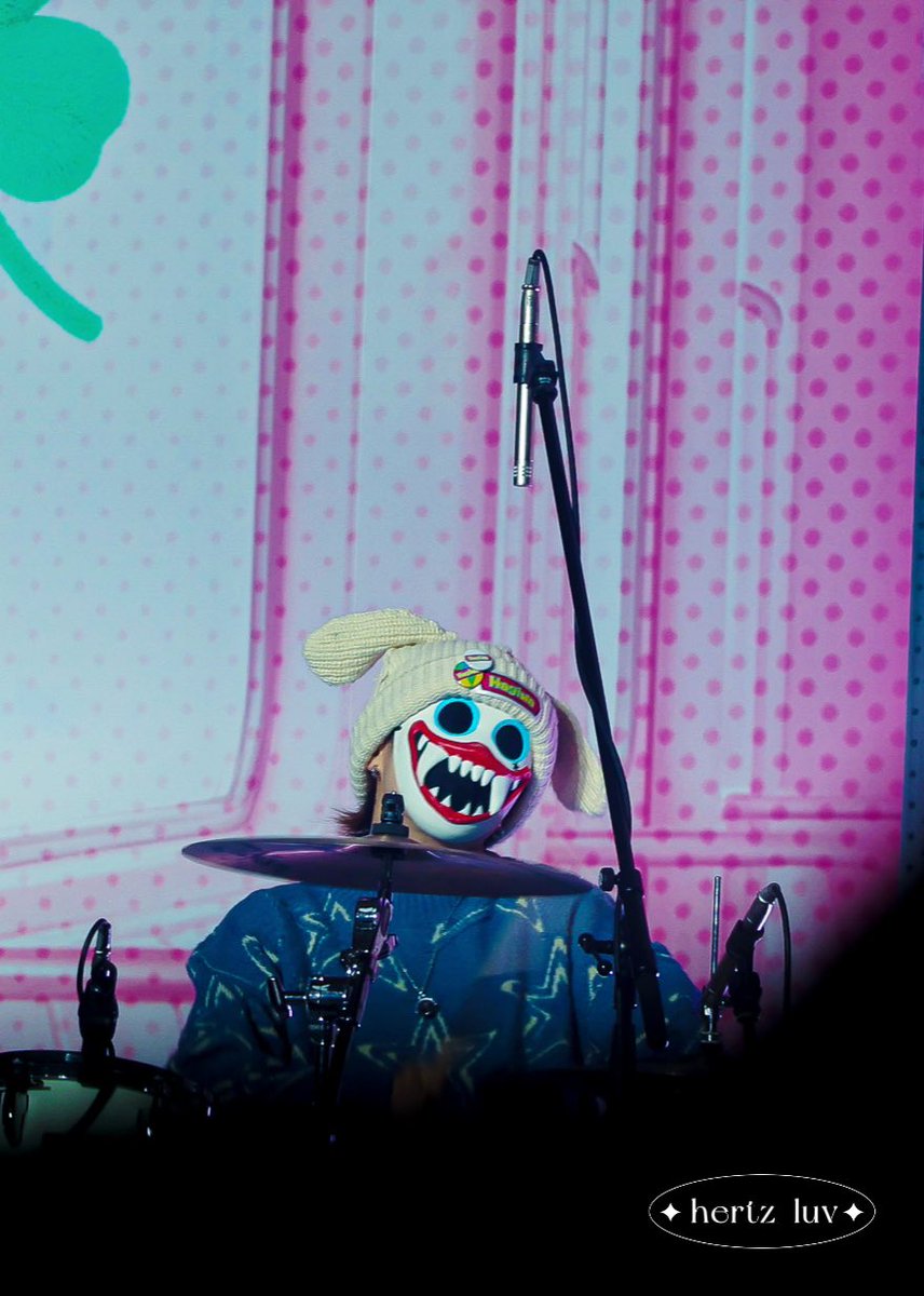 hertz__luv's tweet photo. 260510

首痛めないでね🤡🥁♡

 #하츠웨이브 #hrtzwav  #ハギワ #하기와 https://t.co/o2oADdQSlw