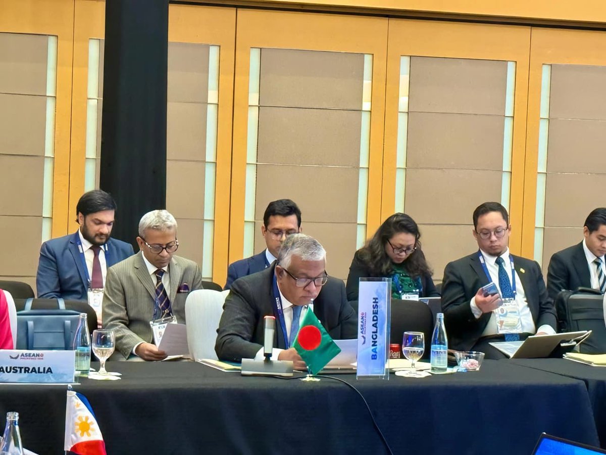BDMOFA's tweet photo. Foreign Secretary participates in the ASEAN Regional Forum Senior Officials’ Meeting in Manila. Issues, including Rohingya repatriation, climate resilience, trade, and cybersecurity, were highlighted by Bangladesh in the meeting as major regional concerns. https://t.co/gEONwcbNch