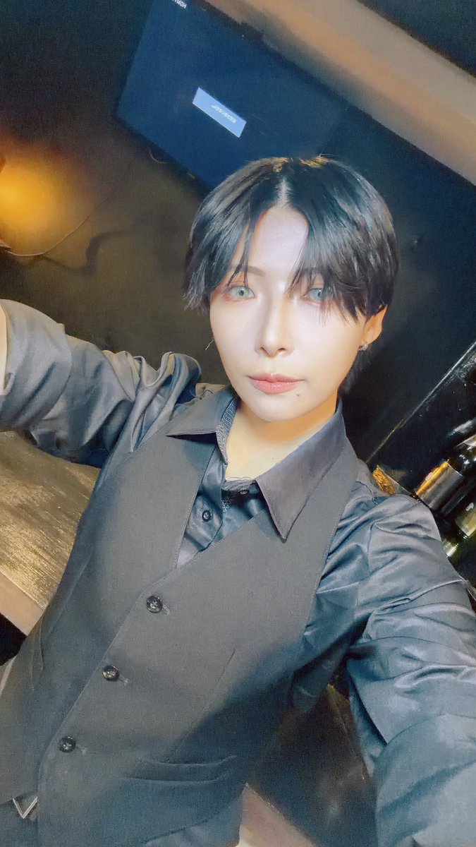 透🐠男装夜喫茶 tweet media