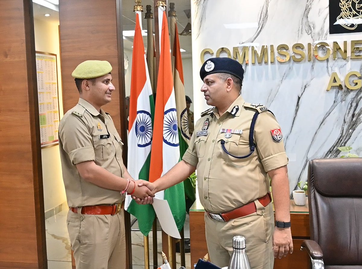 POLICE COMMISSIONERATE AGRA tweet media