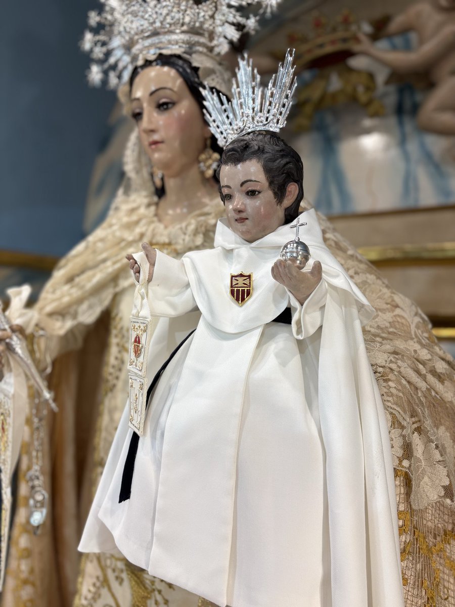 HdadMercedes's tweet photo. #ACTUALIDAD | TIEMPO ORDINARIO

Una vez finalizados los cultos en honor del Santísimo Cuerpo y Sangre de Nuestro Señor Jesucristo, la Virgen de las Mercedes regresa al camarín principal de su retablo mayor desde donde continuará presidiendo el devenir de nuestro pueblo de Mairena https://t.co/18xii56Dzk