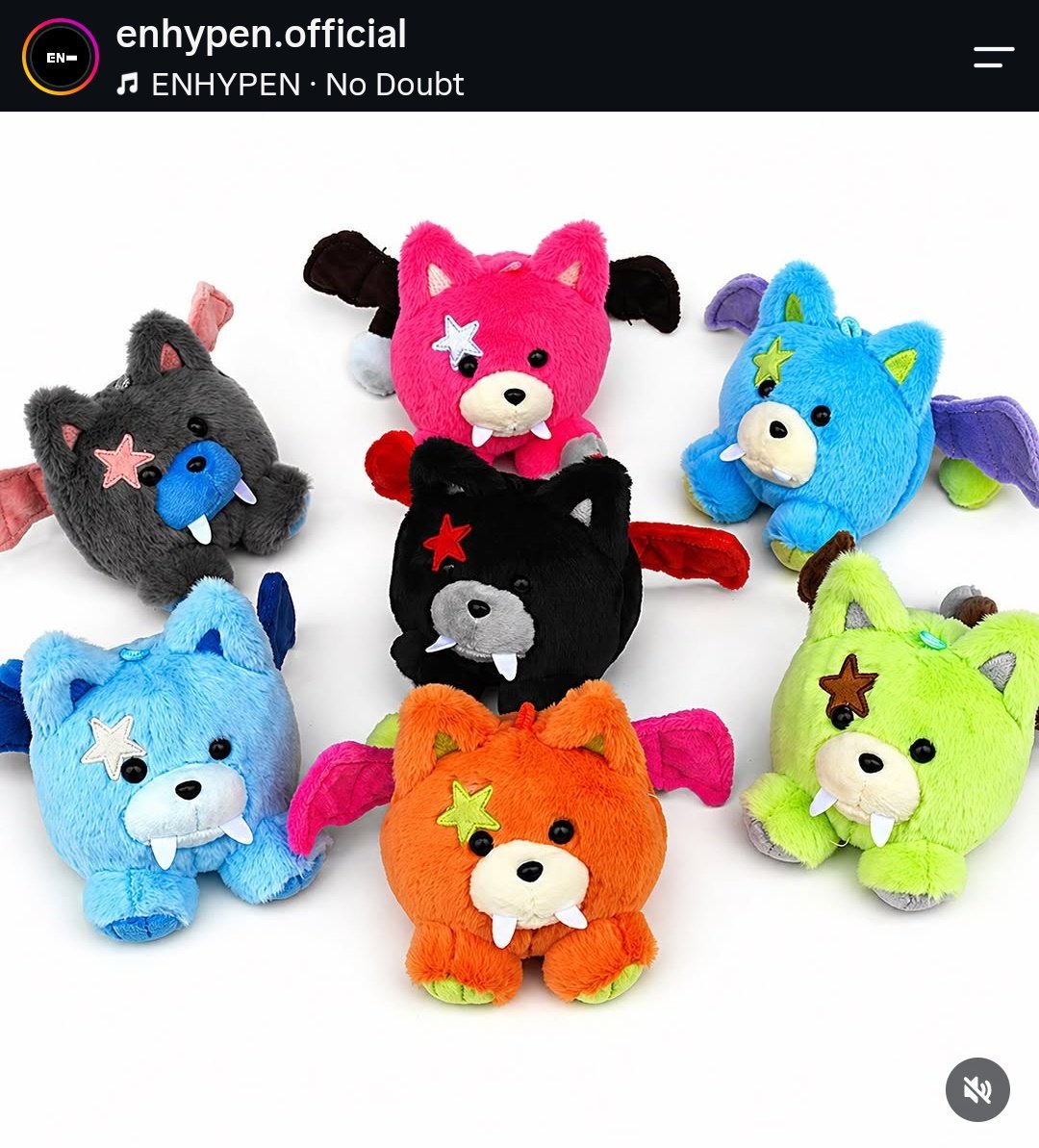 Deobiio's tweet photo. Cropping him out of the photo and then selling his plushie in the next slide is peak clown behavior.

Unfollow them y'all https://t.co/oZL5bWqU3h