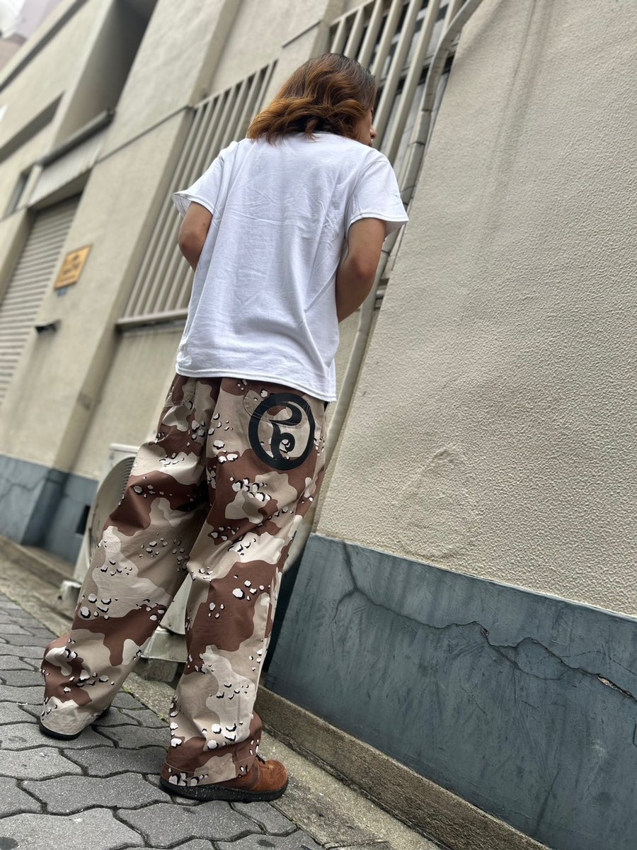 OSAKAWARP's tweet photo. BAKERSKATEBORDS（ベイカースケートボード）の新作Tシャツ入荷したよー！！
フロントのデザインがかわいいっ！！♥
こうちゃん 170cm Tシャツm ボトムs
自社SHOP新規会員登録で500Pプレゼント！！
webショップは少々お待ちください！！ https://t.co/c4l4LEXMuQ