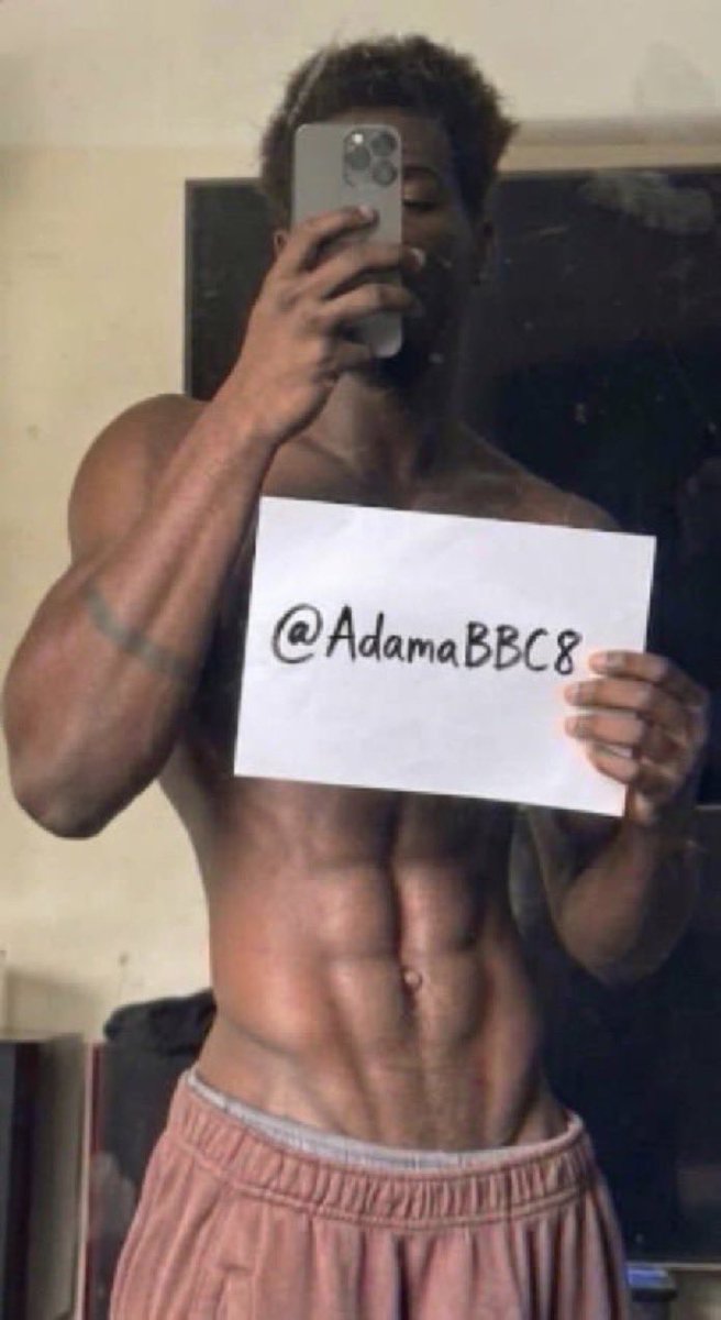 AdamaBBC8's tweet photo. Any girl want BBC https://t.co/sEeZvXpLNT