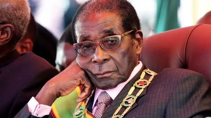 BabesWeRand's tweet photo. We are introverts this doesn't bother us at all. Keep your Ghana we will keep our South Africa https://t.co/3x62WTfhTD