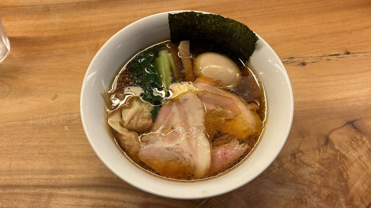 _IsseiOfficial_'s tweet photo. 2026年6月9日(82杯目)

一番いちばん 町田市

手打 特中華そば

#美味イッセー https://t.co/i9HPd8EACE