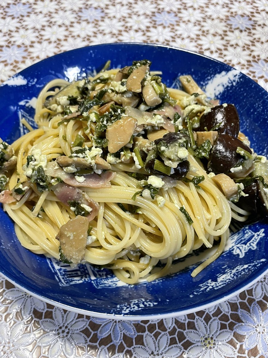 MrPuDaZ's tweet photo. おれのタラの芽とナスとキノコとベーコンの和風パスタ

#男めし https://t.co/5lpYtwO1lc