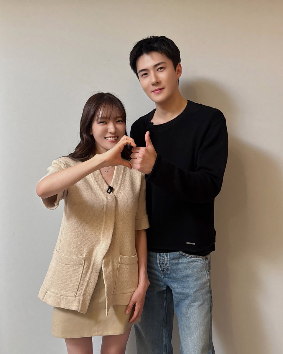 milkteus's tweet photo. 260609 bobeunyoung instagram update with sehun 📸✨ https://t.co/1at3IY0WGF