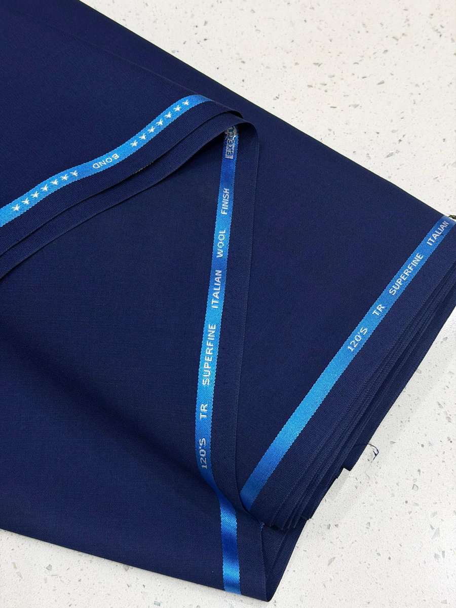 jarrhead15's tweet photo. Executive 
Italian wool
14,000 per yard 
07033557974 https://t.co/ogFSFKBKL0