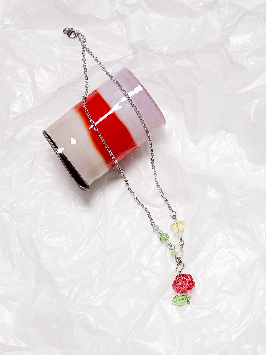 waterystarry's tweet photo. ✿ Rose is a rose is a rose is a rose 〰 https://t.co/0fL5iyrqj0