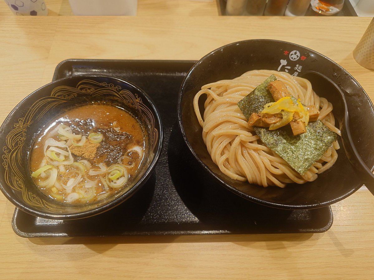 Plusace's tweet photo. 久しぶりにたけ井のつけ麺 https://t.co/pejXE8MHJq