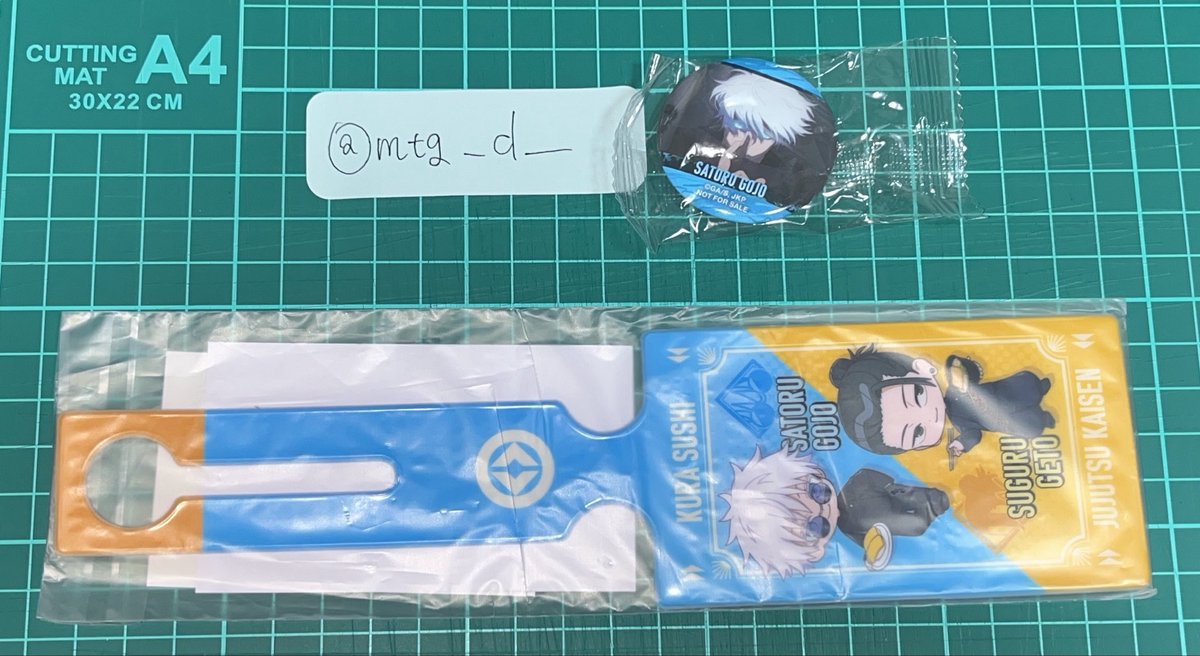 mtg_d__'s tweet photo. 呪術廻戦 くら寿司 びっくらぽん 特典 缶バッジ ラゲージタグ⦅譲渡⦆

譲┊五条 五条&amp;夏油

求┊各500円+送料

✧ 恐れ入りますがお声掛けの際はプロフリンクをお読みください

➹検索からでもお声掛けお待ちしております https://t.co/ZnWkUVX4S2
