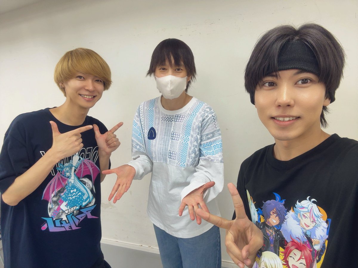_KAWAIKENTARO_'s tweet photo. プリパラライブ

今日もリハでした！！！

身体も頭もフル稼働🎙️💥

斎賀さんにもお会いできました！！！ https://t.co/cnww9naajm