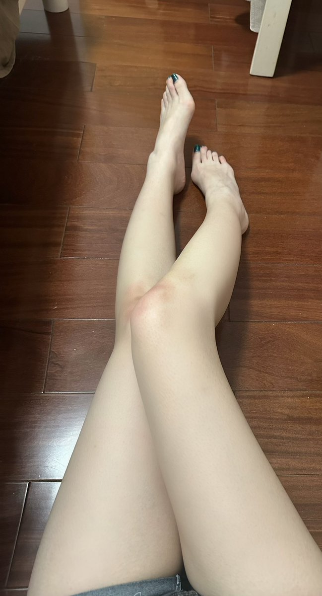 5in08's tweet photo. 怎么感觉绿色没有红色好看🧐 https://t.co/kFNjrcMDIX