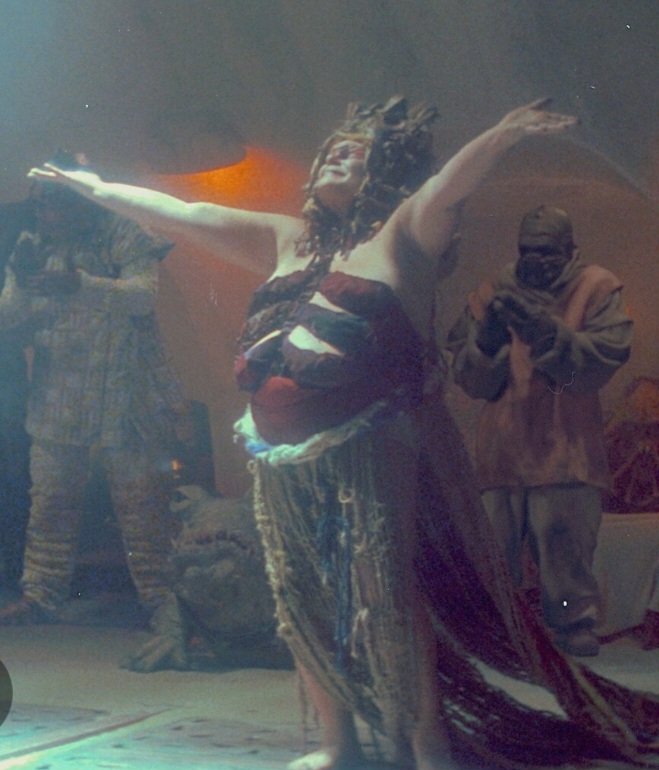 echointhewild's tweet photo. @DefiantLs TBH I thought of the woman from Jabba's palace in Return of the Jedi... https://t.co/6WW1zySMF6