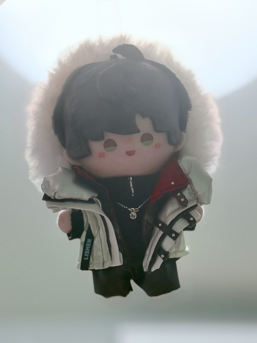 スノーマン様 Big warm snowman already excited for winter to come again