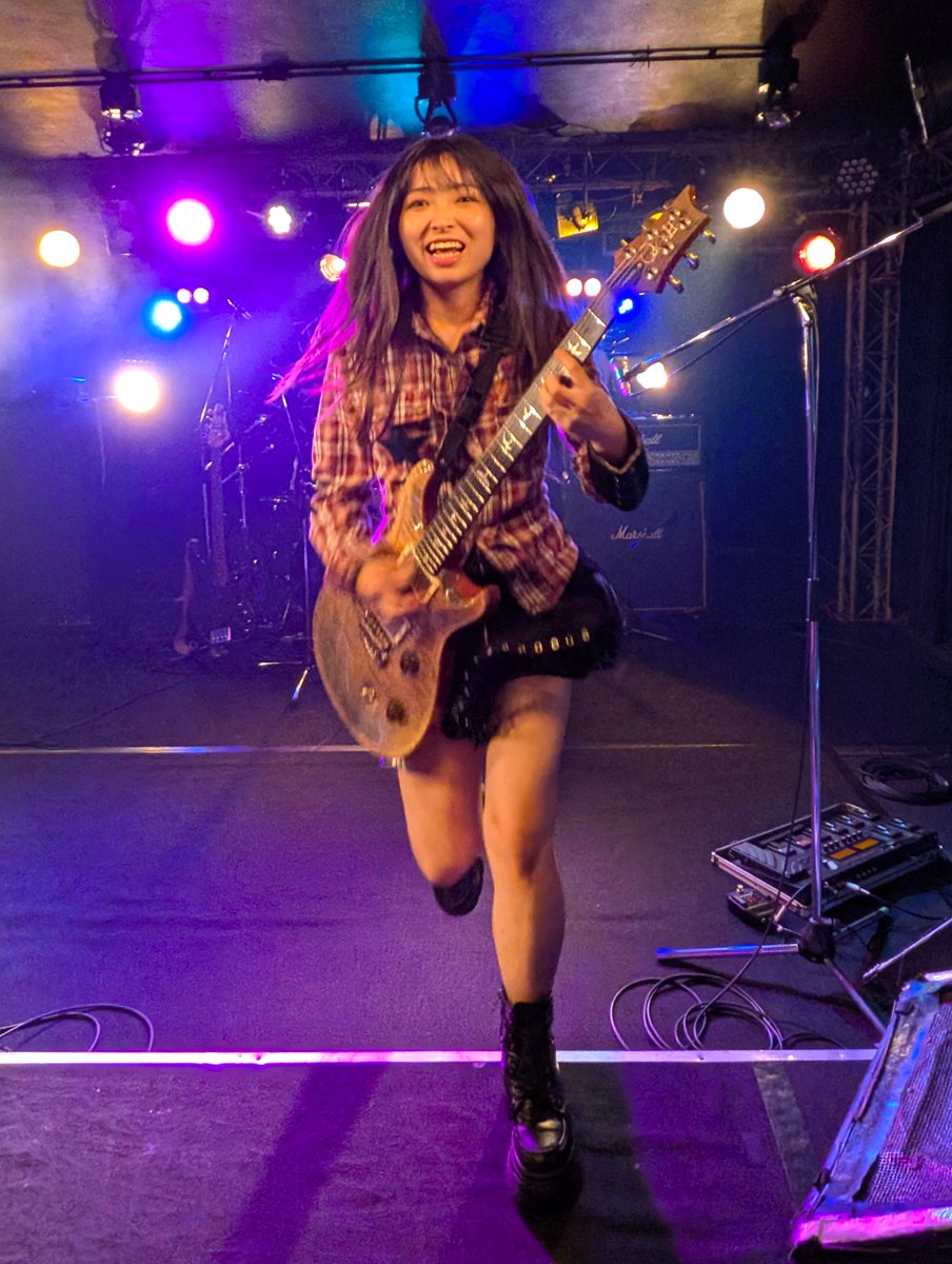 mtdxb's tweet photo. #鉄道女子 ギタリスト / 作曲家 / 舞台女優・Asumi @Asumi_RM さん（@HONEYBEE_2017：Risky Melody事務所 ）劇団たまゆら7月公演（7/9～）出演（#撮可ライブ：6/7）https://t.co/RflYzdsFP1 https://t.co/PJdxAKpRgh