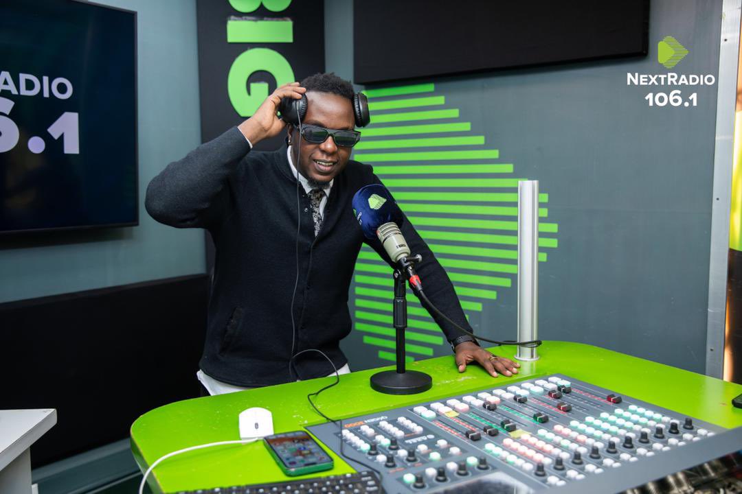 nextradio_ug's tweet photo. What new songs are you listening to? 

Share them and let's enjoy the lunchtime playlist with @mccasmir. 

#NextChillOut #NextRadioUG https://t.co/A3jdjgh7aP
