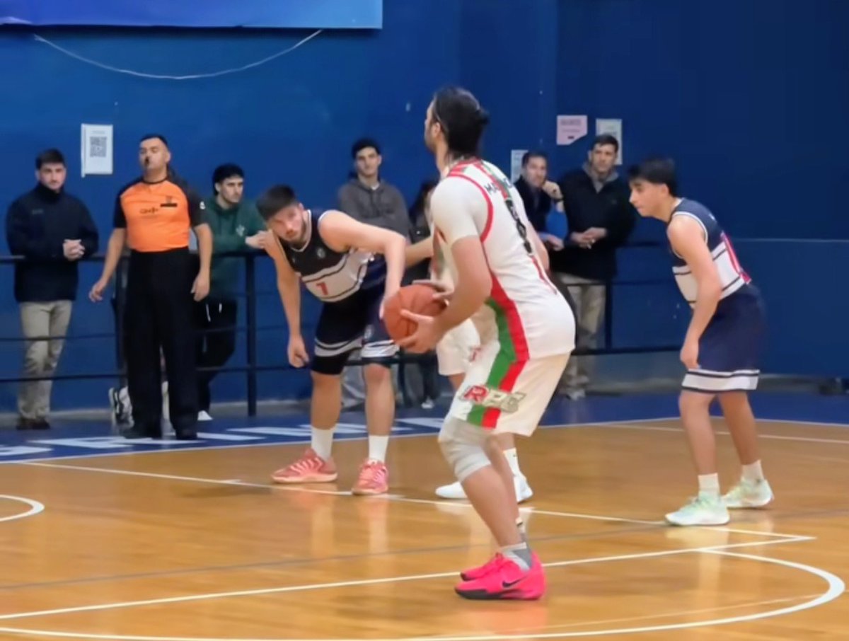 phrochi's tweet photo. Liga Federal . Sionista, Recreativo y Quique, al frente en Playoffs.

Los tres equipos paranaenses ganaron en sus respectivas llaves y quedaron a una victoria de la clasificación.

Más ⬇️
https://t.co/dYkgUQyp3h https://t.co/MF8sss8XTE