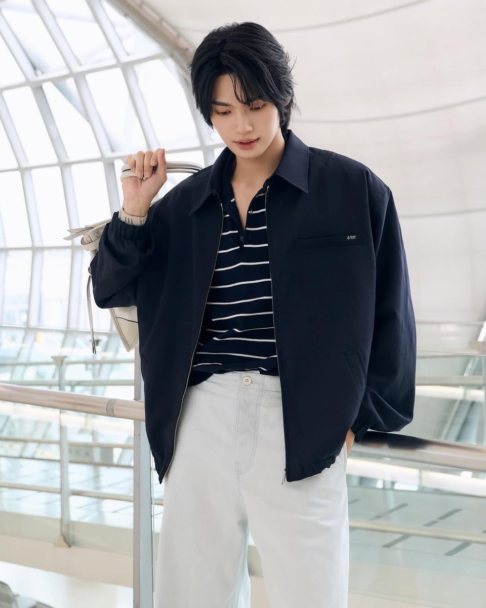 WinmetawinO's tweet photo. Today’s stop: Shenzhen. ✈️

#Prada @Prada 
#PradaxWin
#winmetawin https://t.co/P6kZ2FDum7