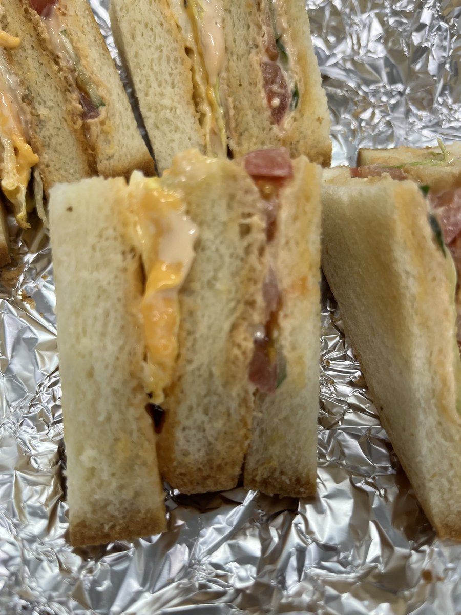morio1937's tweet photo. 沖縄市の中の街のデコちゃんのサンドイッチ🥪はマジでめっちゃ美味い😋定期的に食べたくなる✨
#沖縄市グルメ　#サンドイッチ　#喫茶店 https://t.co/W9WX9k7VFf