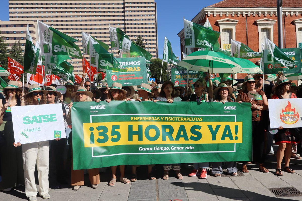 SATSE_Madrid's tweet photo. 🟩 Las 35 horas para #enfermeras y #fisioterapeutas es un derecho.

‼️No puede haber trabajadores de primera y de segunda.

👉 Por las 35 horas nos manifestamos delante del Hospital Gómez Ulla. https://t.co/kjiqjTlvBh
