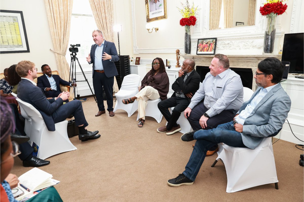 bosag_org's tweet photo. At the GBS Executive Roundtable in London, leaders and firms including @Concentrix , Teleperformance, eSAL, @Npontu and @ADECInnovations highlighted Ghana’s competitiveness as a growing outsourcing hub. Strengthening Ghana–UK collaboration. 
#BOSAG #GBS #BPO #InvestInGhana https://t.co/LArmyHz0d3