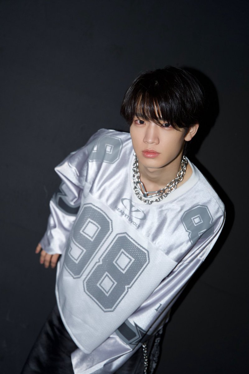 X8EE_official's tweet photo. X8EE 1st Major Single「Boom Boom Boom」
MV Shoot Behind Photo

⊹━━━━━━━━━⊹
X8EE 1st Major Single「Boom Boom Boom」
🎥 https://t.co/ajqvOe0vch
🎧 https://t.co/qCTMZWuXsE
⊹━━━━━━━━━⊹

#X8EE #バイビー #ブンブンブン
#冨尾聖雅 #SEIGA https://t.co/xC1ZlRP6aV