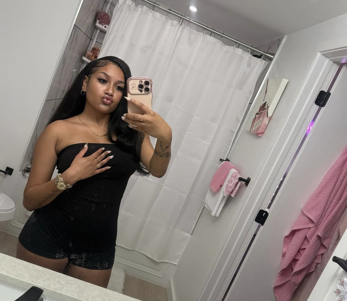Nicole tweet media