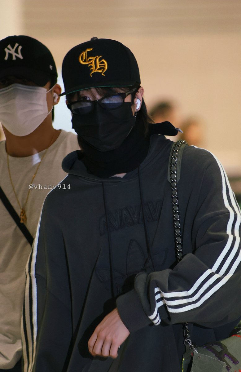 vhanv914's tweet photo. 260609 ICN ARR

고생했어
감기 얼른 낫자 🫳🫳🫳❤️ https://t.co/bHhLLuY6UQ