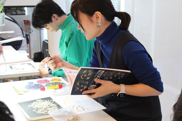 Hakubutsu_Club's tweet photo. 【今週末！】～博物倶楽部、本屋さんに行く～　「まちかどミュージアム×SAKANA BOOKS」
まちかどミュージアムはふだん蓋をしている好奇心を満足させる場を目指しています！
事前申込チリモン🐟は残席1️⃣名です🐡
海の企画が盛りだくさん🌊ぜひ！
@SAKANABOOKS_
https://t.co/BTC8kH9rjD https://t.co/PAVZc6qhuD